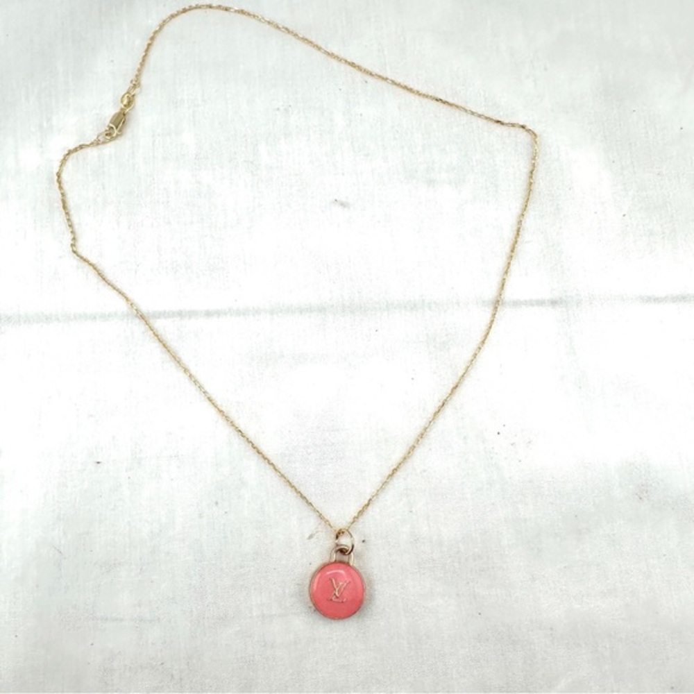 Repurposed necklace with Louis Vuitton round pink zipper pull. - Picture 3 of 8